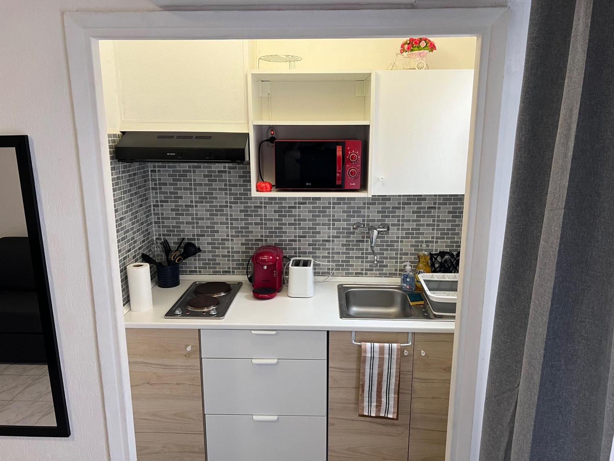 Apartment Fully Equipped For 3, Near Negresco Nice